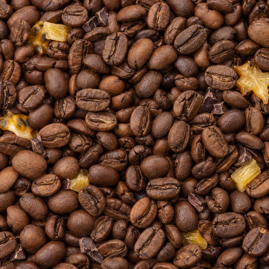 Roasted Witoca Shaman coffee beans with pineapple, passion fruit and star fruit